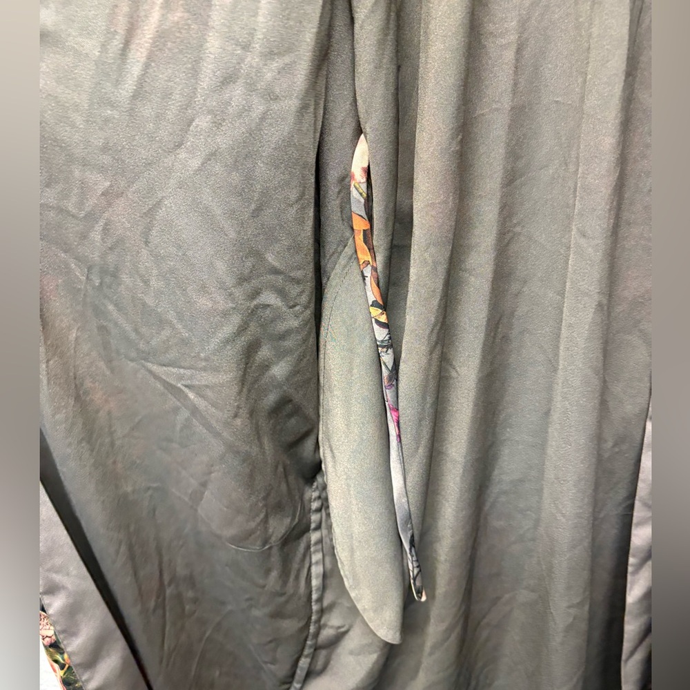 Ledamon kimono style robe - Picture 5 of 10
